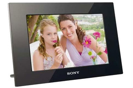 Sony DPF-A710 Digital Photo Frame: Photo Frame Buy Sony DPF-A710 Digital Photo Frame: Photo Frame
